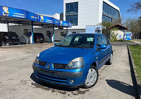 Renault Clio Dynamique 1.6 16V