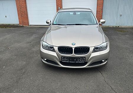BMW 320i - Tüv Neu Inspektion und Kette neu