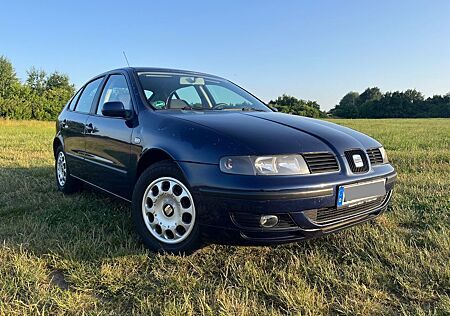 Seat Leon 1.6 Signo TÜV 04/2027 Klima