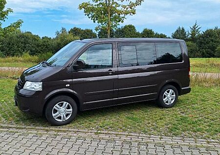 VW T5 Multivan Volkswagen 2.5l