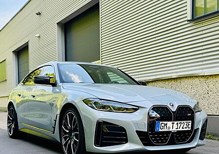 BMW i4 M50 - MSport Pro/Carbon/Schiebedach/Laser