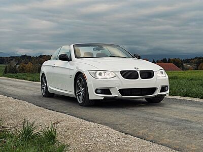 BMW 335is Cabrio DKG nur 11.000km