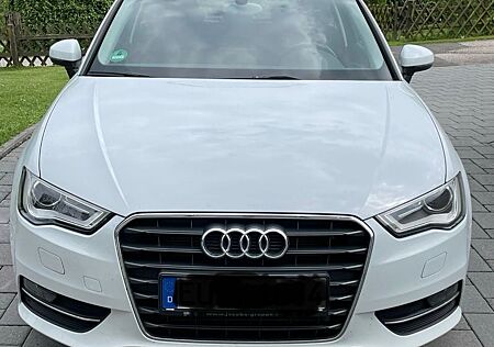 Audi A3 2.0 TDI *NAVI* 8-fache Bereifung Alufelgen