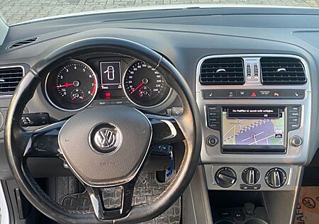 VW Polo Volkswagen 1.2 TSI 66kW BMT Highline Navi