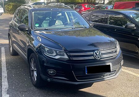 VW Tiguan Volkswagen 2.0 TDI DSG 4MOT PANORAMA LEDER