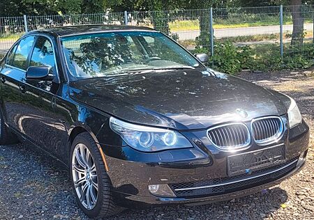 BMW 528i -XDRIVE AUTOMATIK