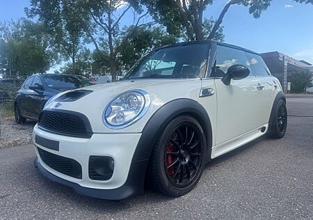 Mini Cooper S *JOHN COOPER WORKS GP *LEDER*KLIMA*