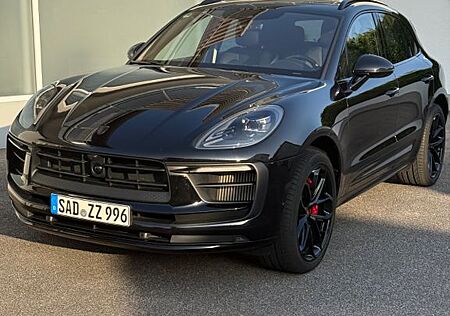 Porsche Macan GTS AHK Sitzlüftg LED Standhzg. Luftfederu