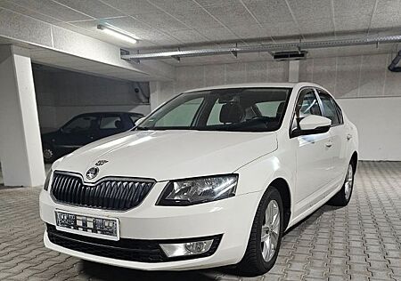 Skoda Octavia 1.6 TDI Green tec Active Active