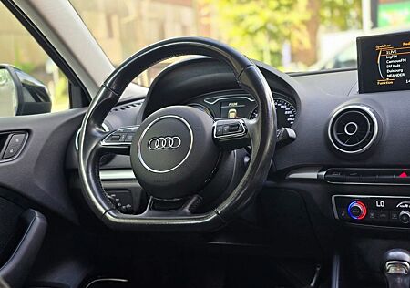 Audi A3 Sportback Ambition e-tron Hybrid