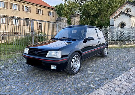 Peugeot 205 1,9 GTI, 2. Hand, sehr gepflegt