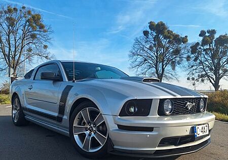 Ford Mustang GT Supercharged Edelbrock