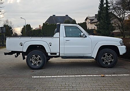 Nissan Patrol Pickup TB48DE
