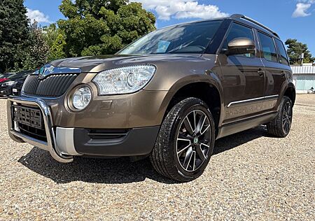 Skoda Yeti Adventure 4x4*NAVI*XENON*17"*SZHG*AHK*PDC*