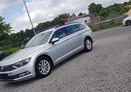 VW Passat Variant Volkswagen 2.0 TDI Comfortline DSG -NAVI-