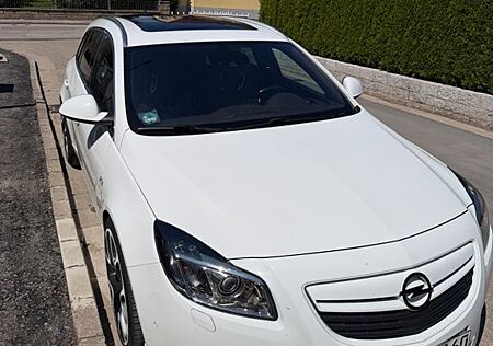 Opel Insignia Sports Tourer 2.0 CDTI | TÜV NEU |