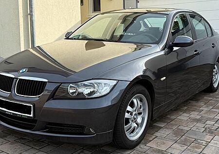 BMW 320i Limousine 150PS Schiebedach ALU