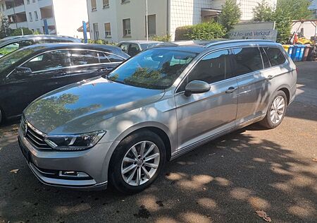 VW Passat Variant Volkswagen 1.4 TSI Highline+NaviCam+Leder-Al