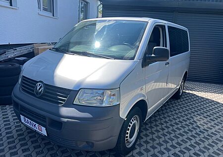 VW T5 Transporter Volkswagen *2,5TDI*131PS*9 Sitzer*AHK*Klima*