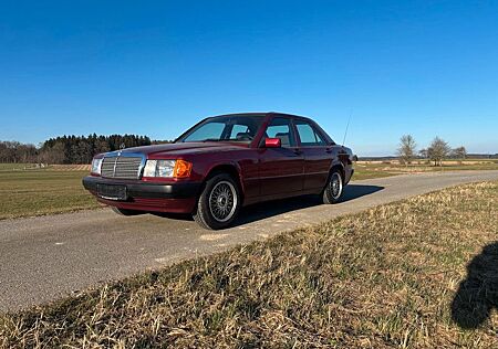Mercedes-Benz 190