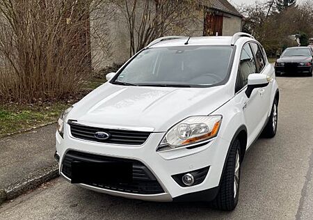 Ford Kuga 2,0 TDCi 4x4 120kW Titanium Titanium