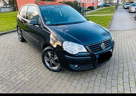 VW Polo Volkswagen 1.4 TÜV u. Service neu