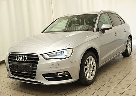 Audi A3 Sportback 150PS ultra Navi Xenon PDC