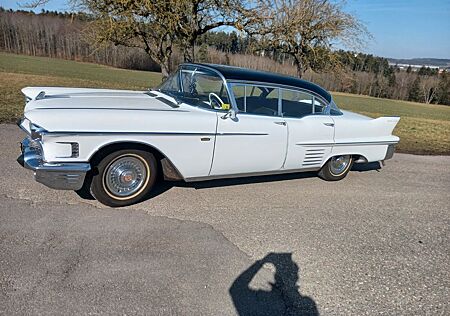 Cadillac Deville 4Door Serie 62 US CAR 58er
