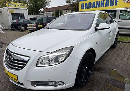 Opel Insignia A Lim. Design*TURBO*4x4*Automatik*