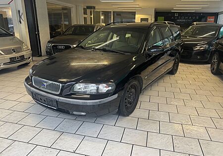 Volvo V70 2.4 D5 Comfort*Rentnerfahrzeug*