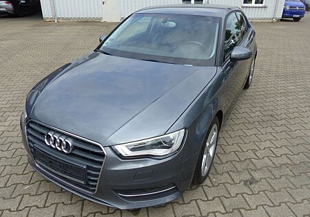 Audi A3 ambition S Tronic, ACC, Xenon