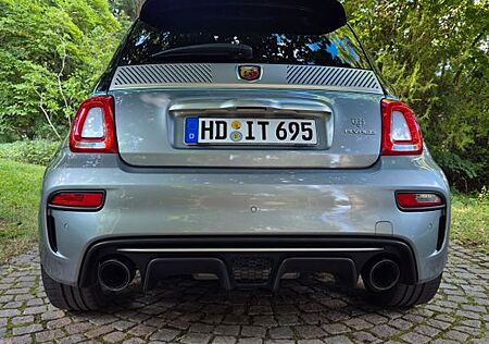 Abarth 695 1.4 T-Jet 16V Rivale