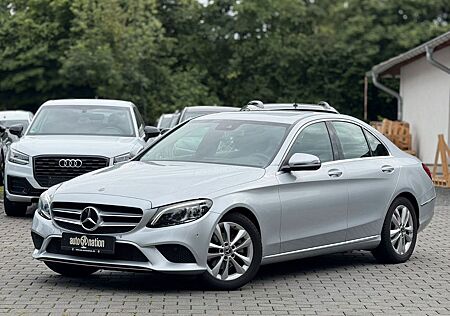 Mercedes-Benz C 180 CGI Avantgarde NAVI SHD SHZ Ambiente