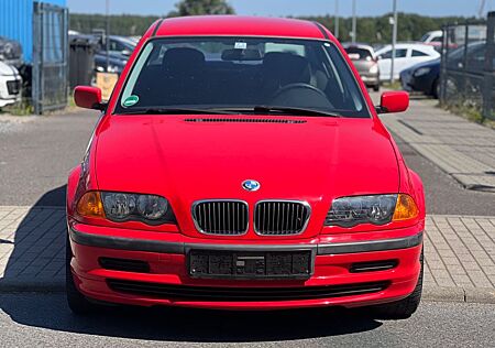 BMW 318i Lim. Automatik/ 1.Hand/ 92 TKM/ TÜV Neu