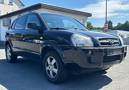 Hyundai Tucson 2.0 GLS Benzin/Flüssiggas //AHK/SHZ/LEDER
