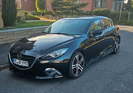 Mazda 3 2.0 SKYACTIV-G 120 Sports-Line Sports-Line