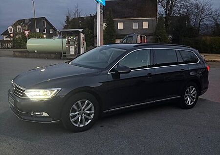 VW Passat Volkswagen 2.0 TDI SCR 140kW DSG Comfortline Com...