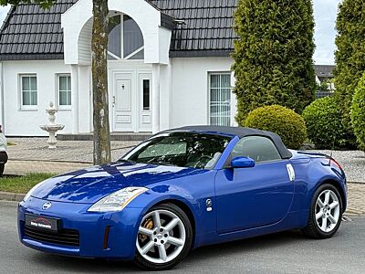 Nissan 350Z Roadster Premium Pack * 1 HAND *SERVICE NEU