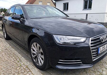 Audi A4 2.0 TFSI ultra S tronic design Avant design