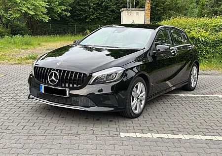 Mercedes-Benz A 200 d Urban PDC| Kamera| CarPlay