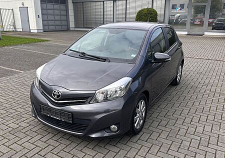 Toyota Yaris 1,33-l-Dual-VVT-i Cool | 1. Hand