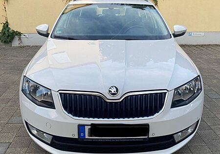 Skoda Octavia 1.4 TSI Ambition Combi weiß