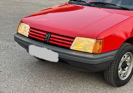 Peugeot 205 DIESEL 2. Hand H-Kennzeichen Top