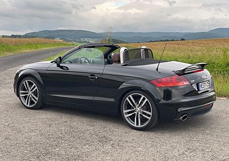 Audi TT Roadster 2.0 TFSI Leder 19 Zoll Xenon Navi