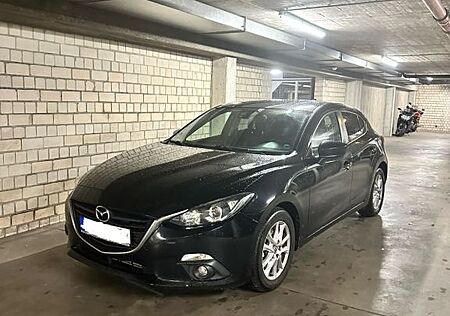 Mazda 3 2.2 SKYACTIV-D 150 Center-Line Center-Line