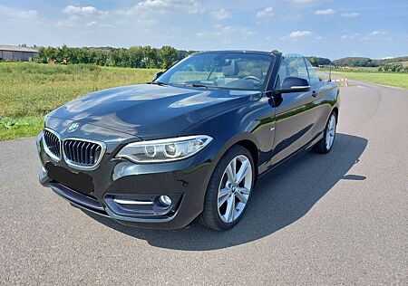 BMW 218d Cabrio Sport Line Leder Navi 18" 2. Hand