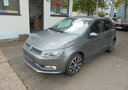 VW Polo Volkswagen V Highline "NAVI-KLIMATR.-PDC"