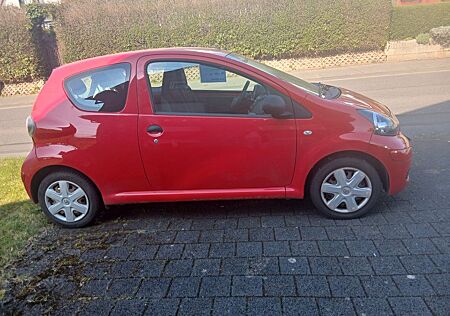 Toyota Aygo (X) Aygo (X) 1,0 -
