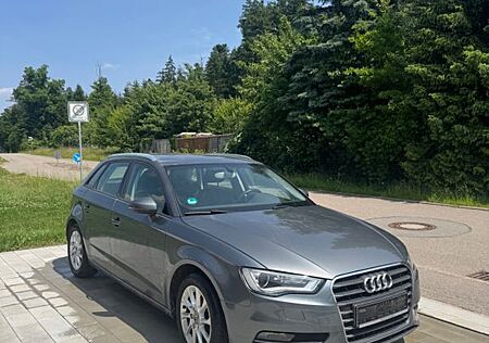 Audi A3 1.4 TFSI Attraction Sportback Attraction