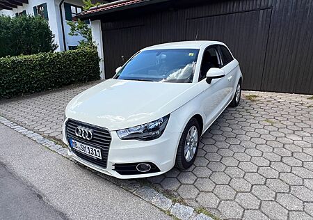 Audi A1 1.2 TFSI Attraction Attraction